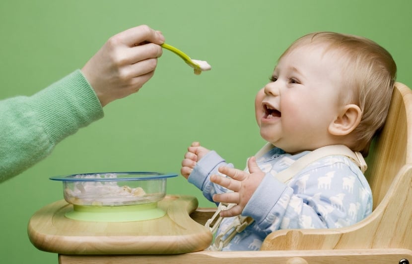Alimentos que no son seguros para un bebé