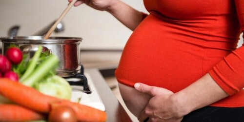 La comida navideña y el embarazo: ¿qué comer?