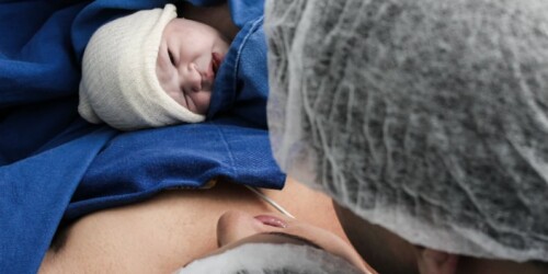 Hospitales privados deberán atender a embarazadas a bajos costos