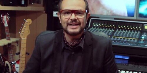 Aleks Syntek en la revista bbmundo