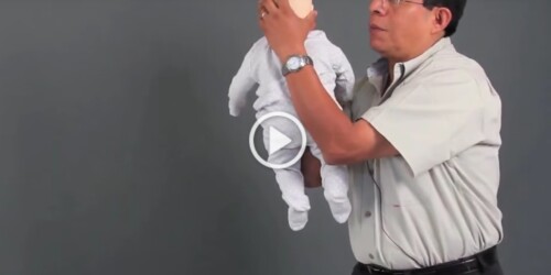 Así puedes ayudar a tu hijo si se atraganta