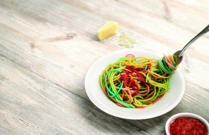 Espagueti arcoíris (4 porciones)