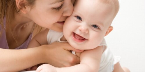 Tu hijo necesita que lo abraces, ¿cuál es la razón?