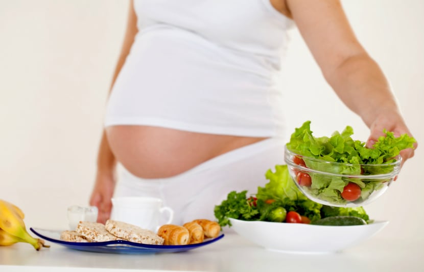 Lo que comes sí afecta a tu bebé