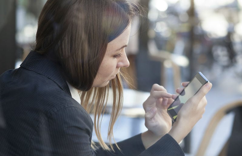 ¿Tienes buenos modales cuando usas el celular?