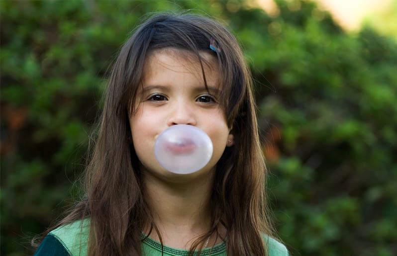 quitar chicle del pelo