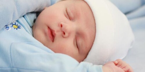 ¿Los bebés necesitan almohadas para dormir?