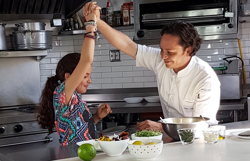 Cómo preparar guacamole floral-frutal