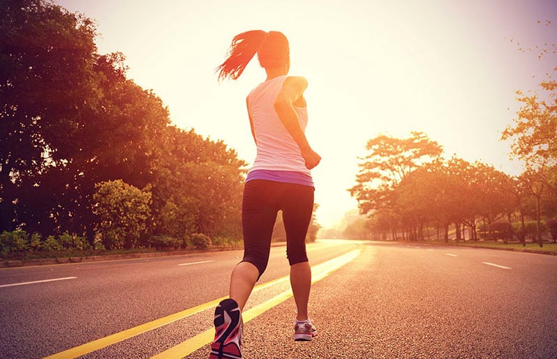 mujer corriendo