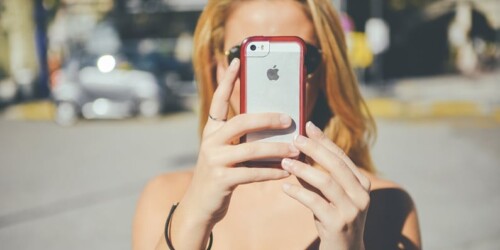 Estudio asocia uso del celular durante embarazo con hiperactividad en niños