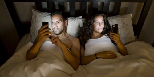 9 formas en las que el celular está matando tu relación