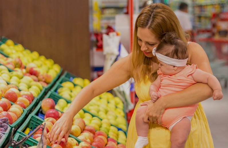 ¿Cómo sobrevivir una ida al super con hijos?