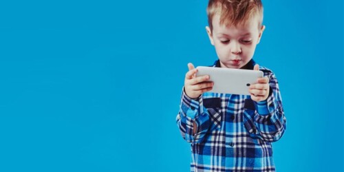 ¿A qué edad deben usar la tecnología?