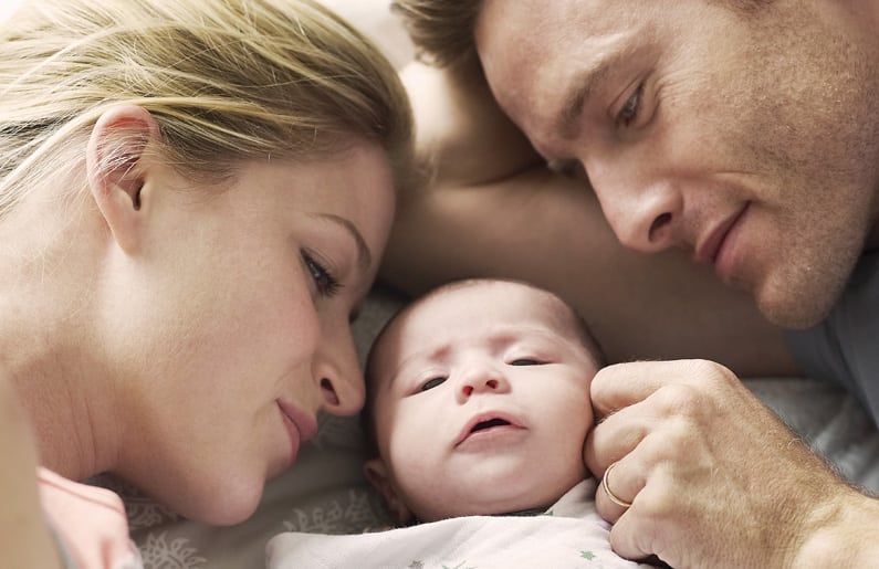 5 etapas y retos que viven las parejas con hijos