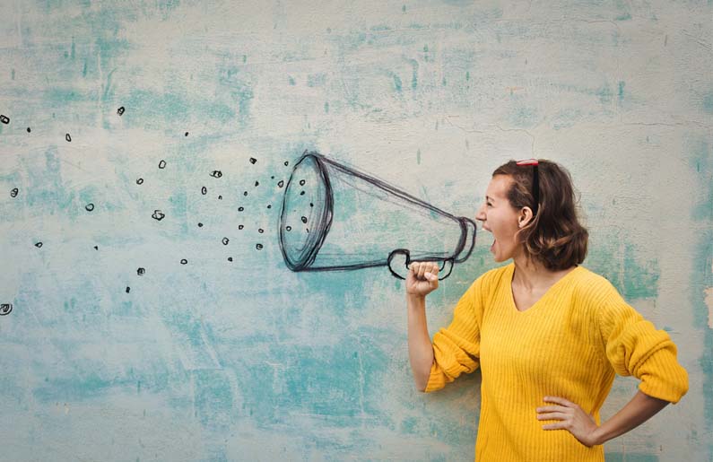 ¿Sabías que la voz de la mujer cambia después del parto?