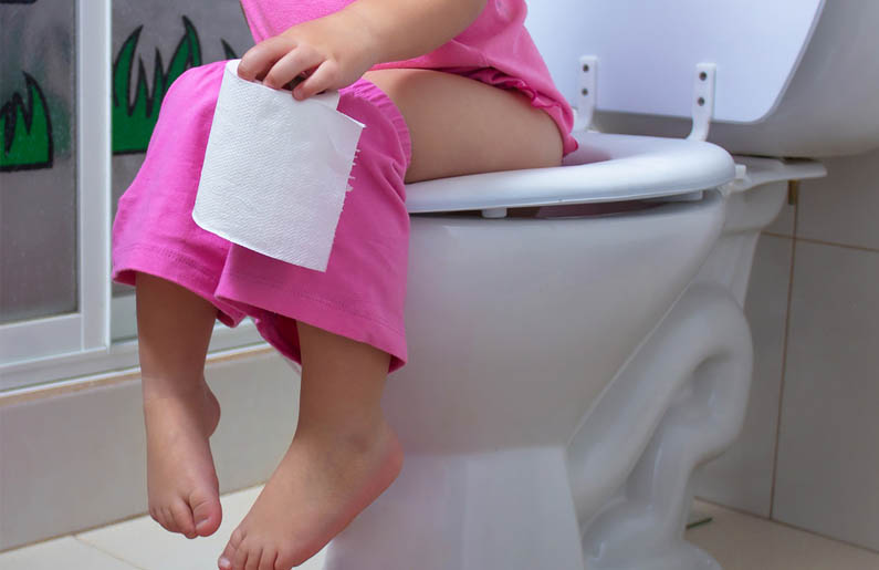 ¿Cómo enseñar a mi hijo a ir al baño?