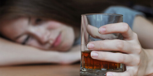 Adolescentes alcohólicos en México: prevención e identificación