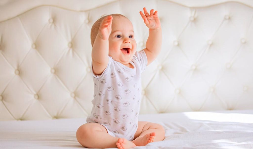 8 señales y emociones de un bebé de hasta seis meses