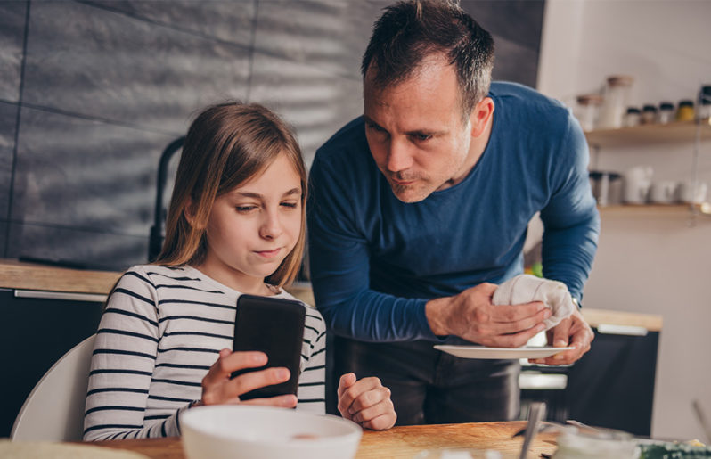 Los papás de hoy pasan 3 veces más tiempo con sus hijos