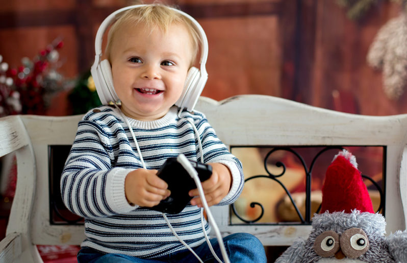 Música navideña para tu bebé y sus beneficios