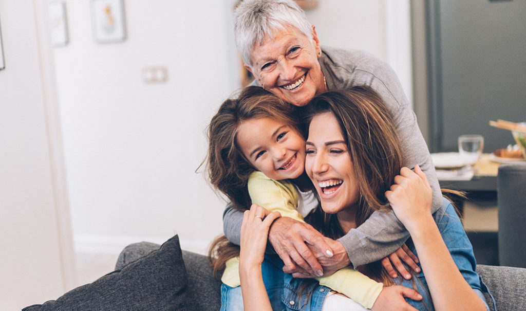 Carta de una abuela a su hija: por qué soy así con tu hijo