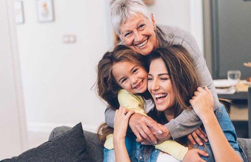 Carta de una abuela a su hija: por qué soy así con tu hijo