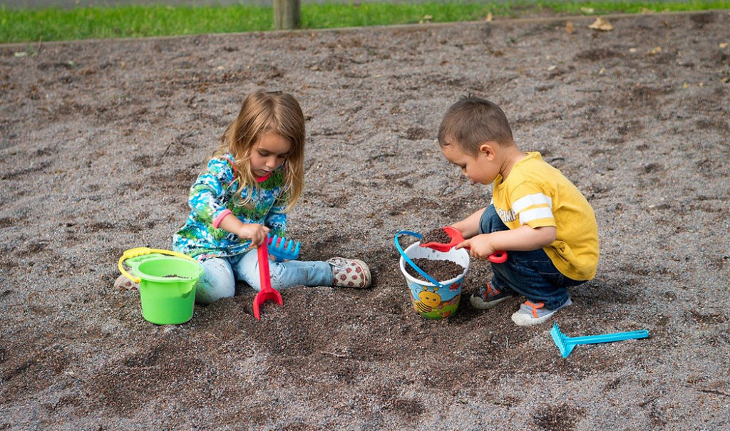 Jugar al aire libre es bueno para la salud de tus hijos ¡Comprobado!