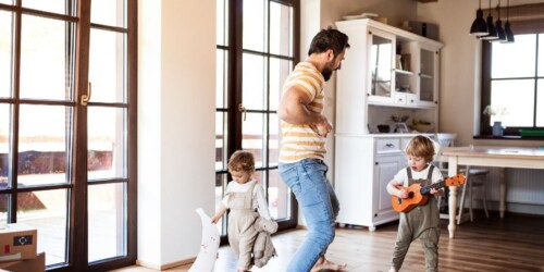 9 Maneras de entretener a tu hijo en casa por horas