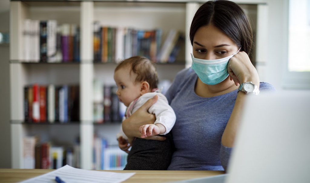 ¿La maternidad es igual a una cuarentena?