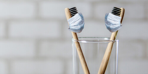 ¿Lavarse bien los dientes reduce el coronavirus?