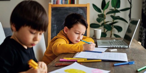 SEP descarta el regreso presencial en agosto y anticipa modelo híbrido de clases