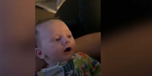 Bebé dijo su primera palabra a las 8 semanas