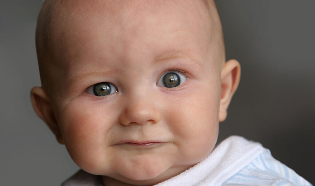 8 Señales con las que un bebé se comunica antes de hablar