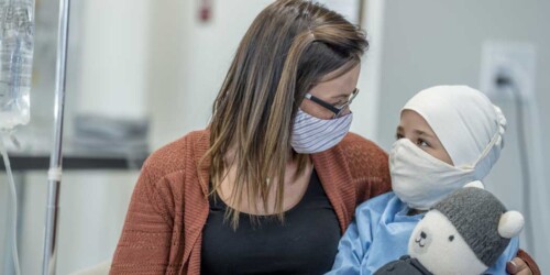 Como proteger contra la Covid-19 a los pacientes con sistema inmunitario débil