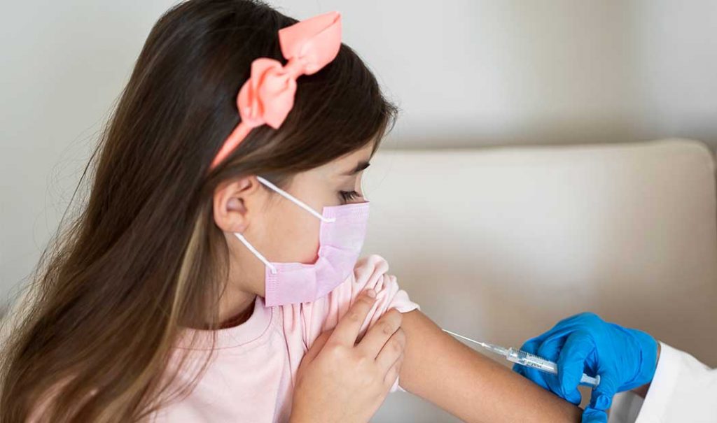 Cofepris: la vacuna que se usará en niños y niñas mayores de 12 años