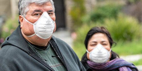 Pfizer aplicará tercera dosis de vacuna Covid-19 a adultos mayores y personas vulnerables