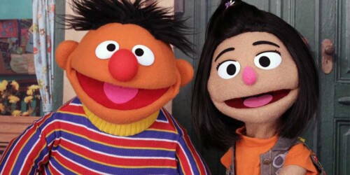 Plaza Sésamo incluye por primera vez en 52 años a un muppet asiático