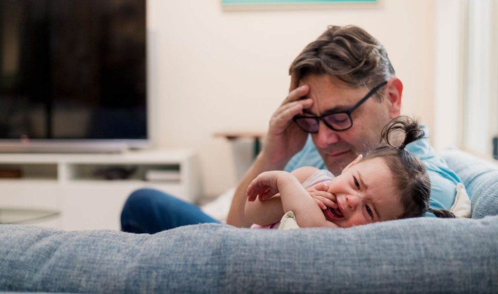 ¿Qué es la sobreexigencia parental y por qué causa tanto daño?