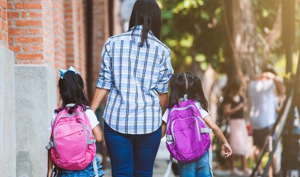 Estudio afirma que los niños deberían entrar más tarde a clases