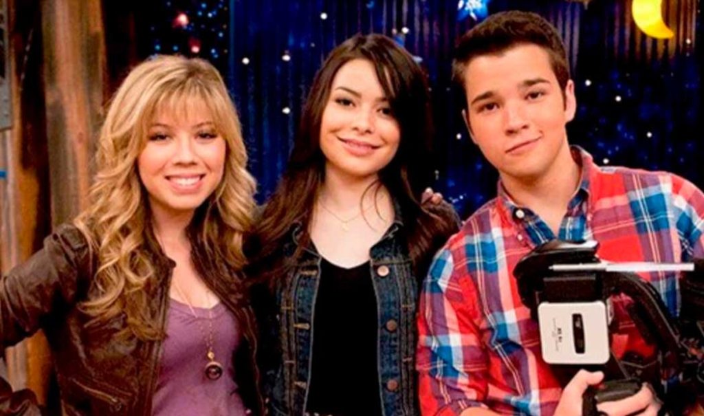 Ex estrella de iCarly confiesa que sufrió abuso infantil de su madre