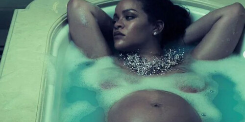 Rihanna utilizó este remedio para evitar las estrías en el embarazo