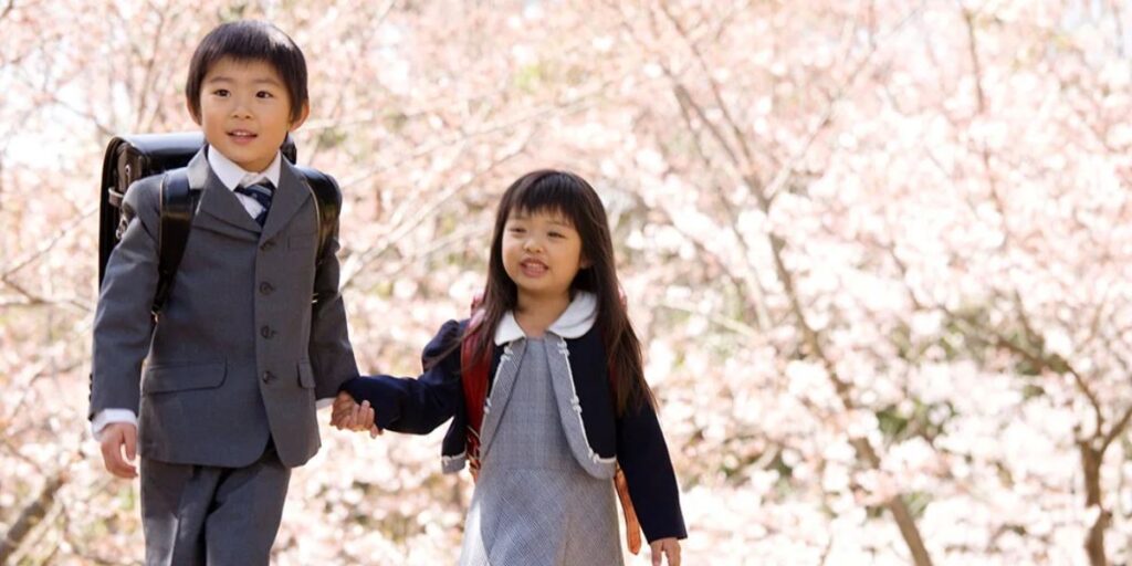Reglas de seguridad contra secuestros que aprenden los niños japoneses