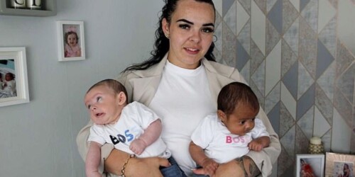 Esta mamá dio a luz a mellizos de diferentes razas