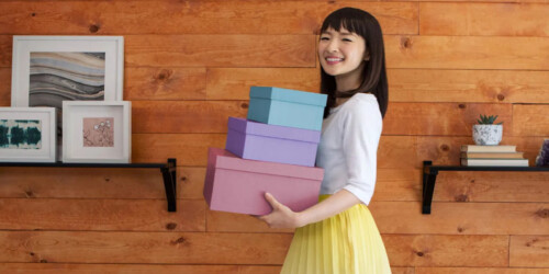 Marie Kondo se rinde: «Es difícil mantener la casa ordenada con 3 hijos»