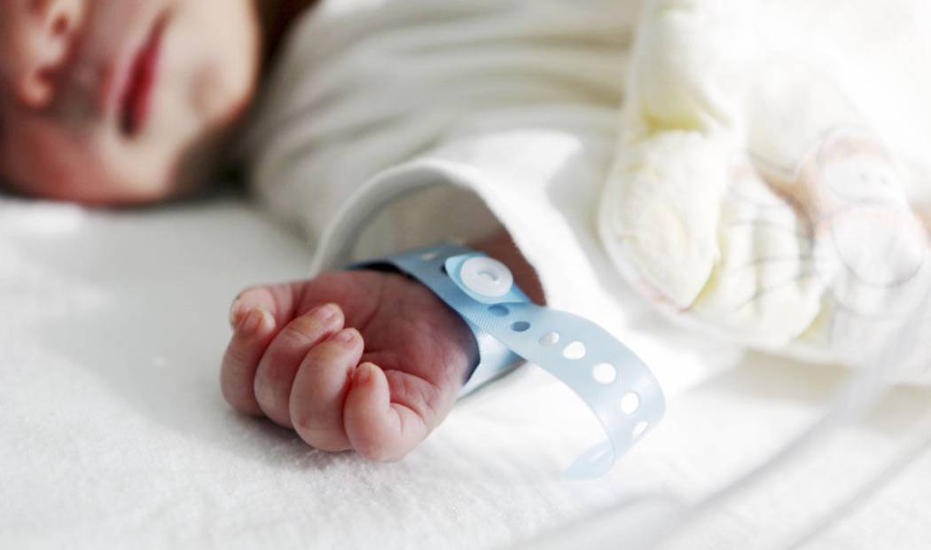 bacteria en extractor de leche sucio causa muerte de un bebe