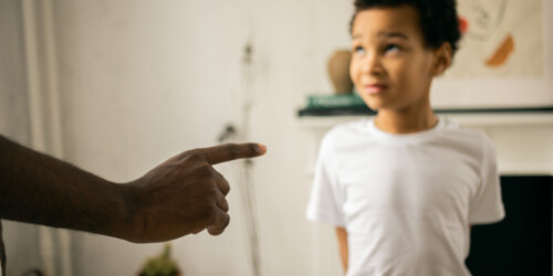 Cómo saber si mi hijo me tiene miedo o respeto ¡y qué hacer al respecto!