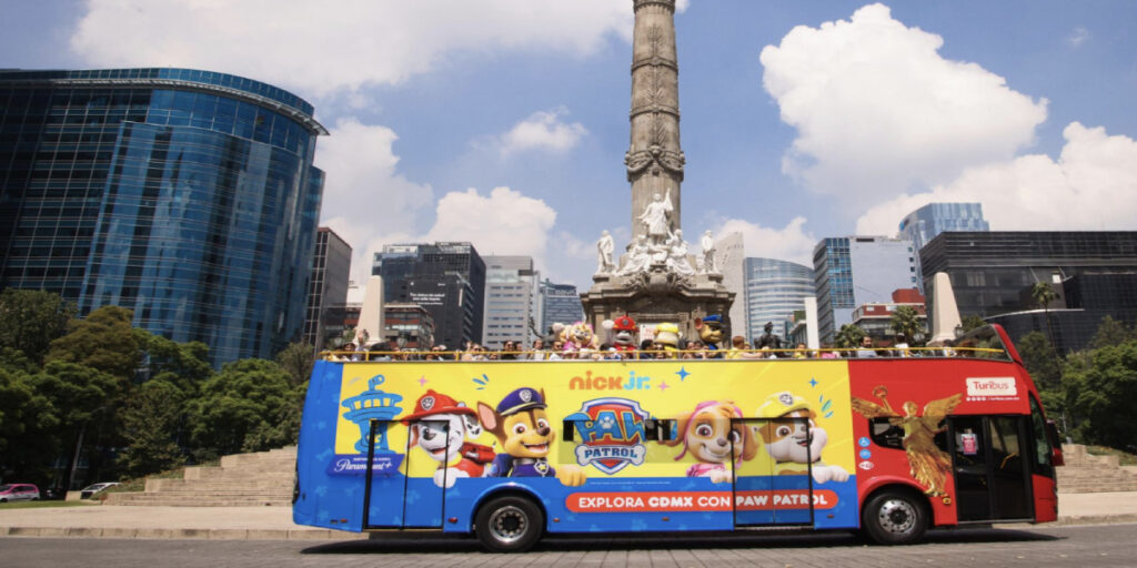 Experiencia Paw Patrol en el turibus de la CDMX