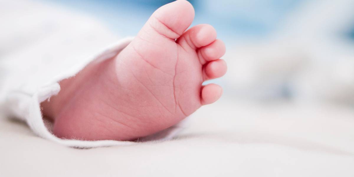 bebe nace con Catalepsia