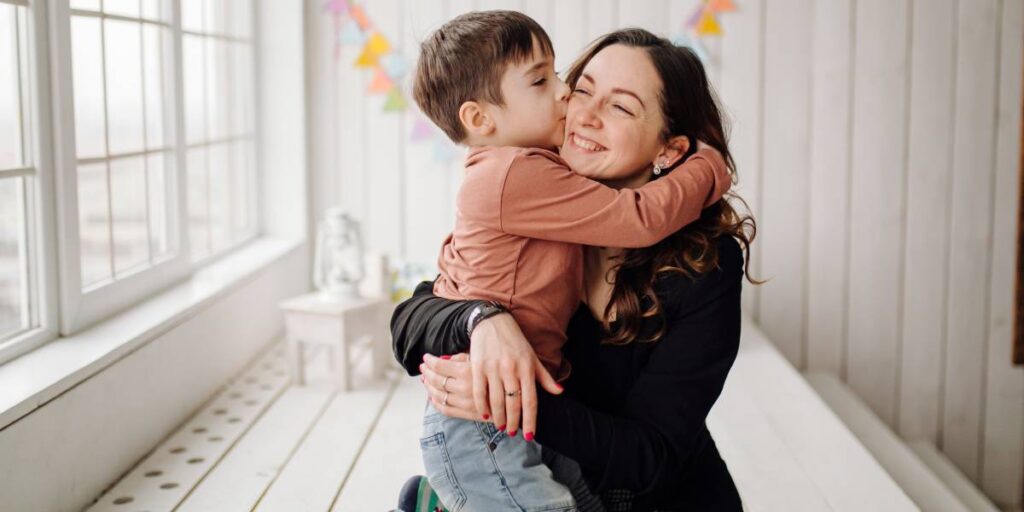 ¿Qué es lo más difícil de criar a un hijo? Historias de mamás del mundo