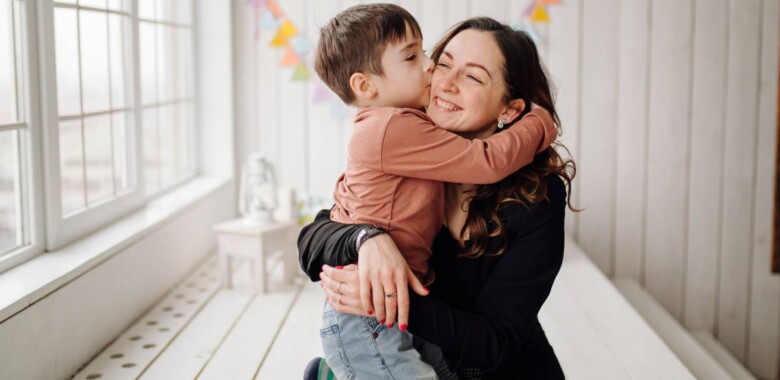CRIAR A UN HIJO MUJERES DE TODO EL MUNDO